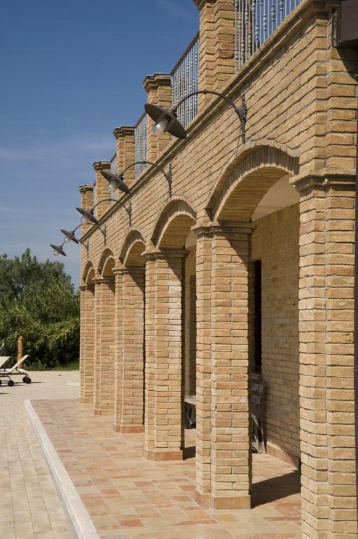 Agriturismo Aqua Viva Acquaviva Picena Exterior foto